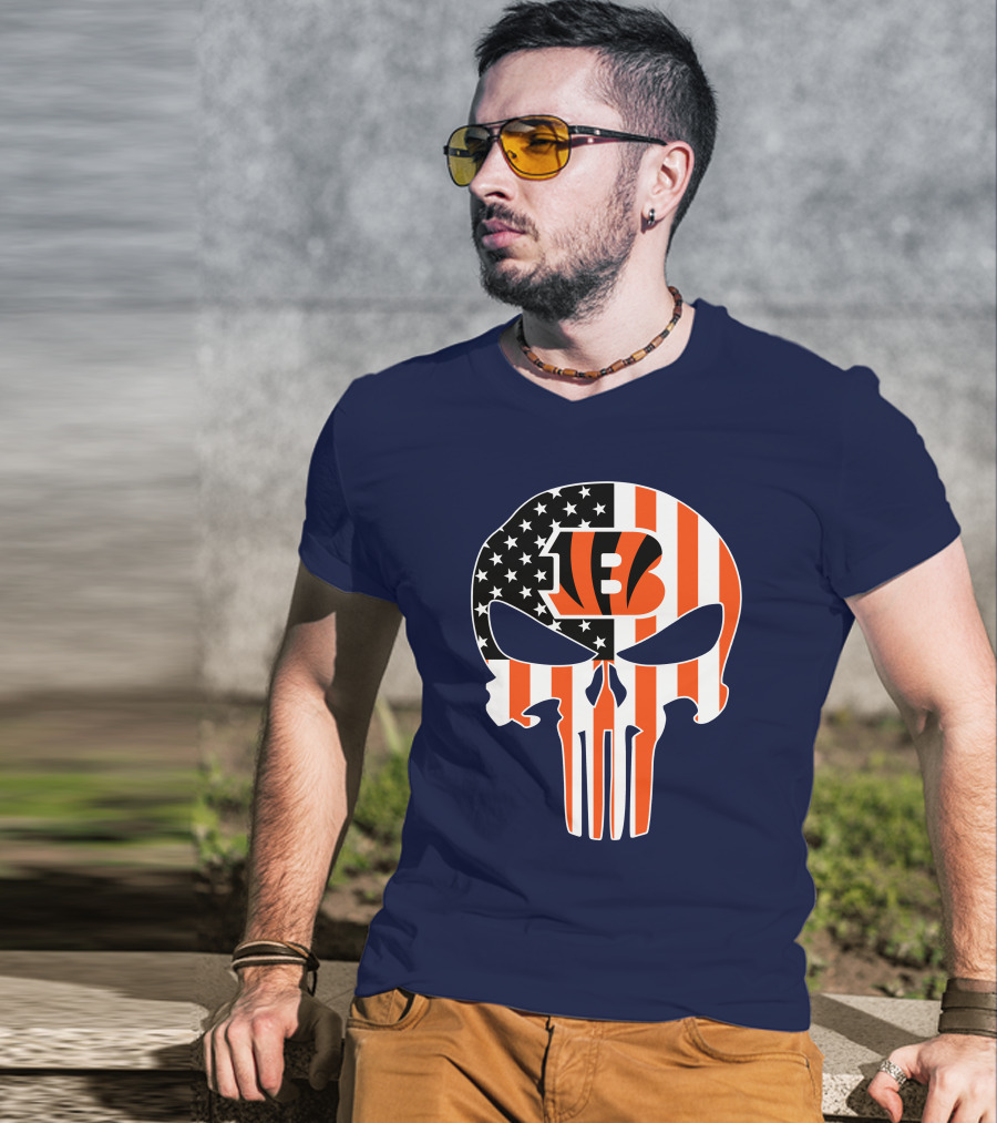 Cincinnati Bengals Skull Logo American Flag T-Shirt