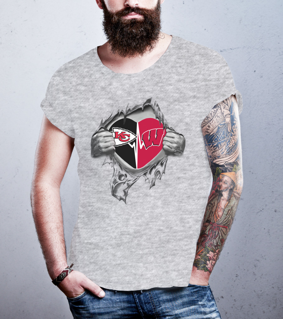 Chiefs Wisconsin Badgers Heart Held In Hands T-Shirt