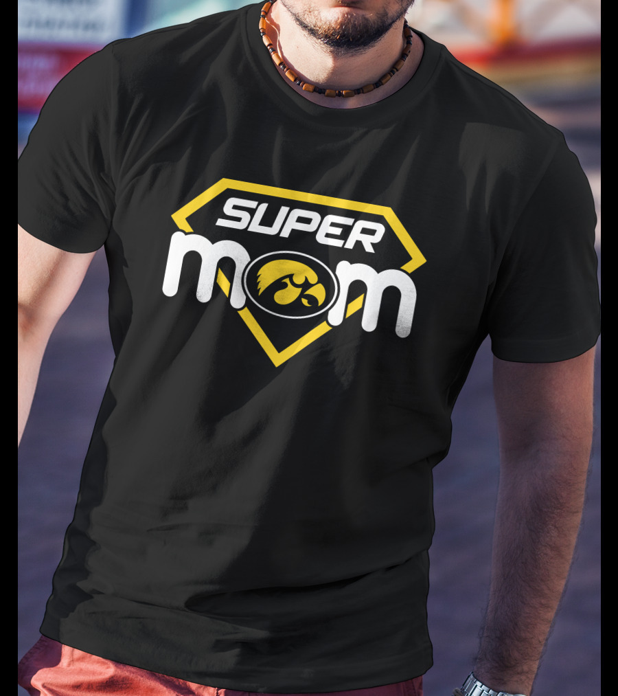 Iowa Hawkeyes Super Mom Hero T-Shirt