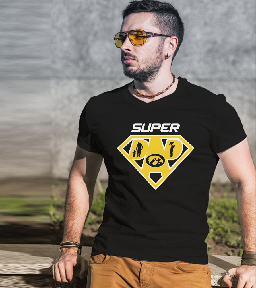 Super Iowa Hawkeyes Dad Icon With Silhouettes T-Shirt
