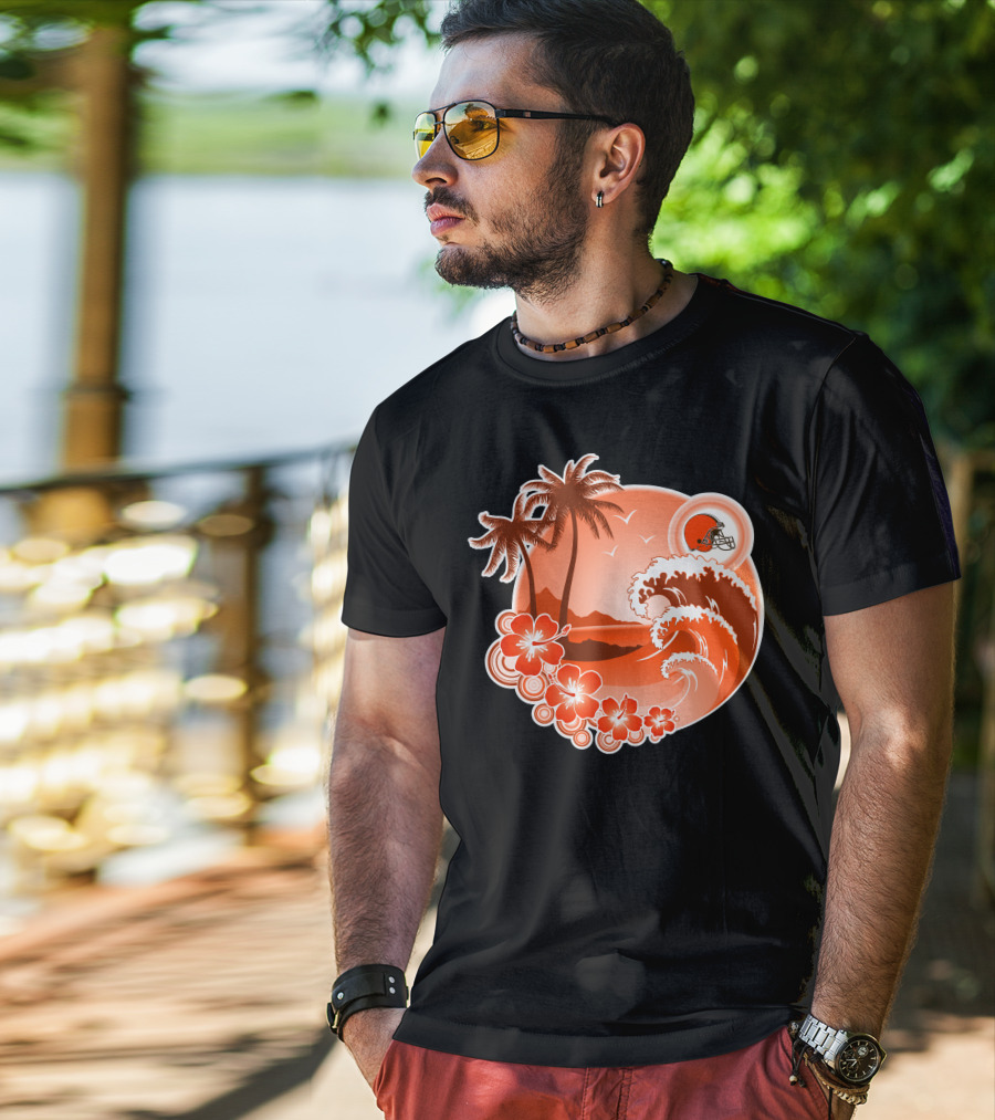 Cleveland Browns Holiday Tropical Beach Scene With Flowers And Helmet T-Shirt
