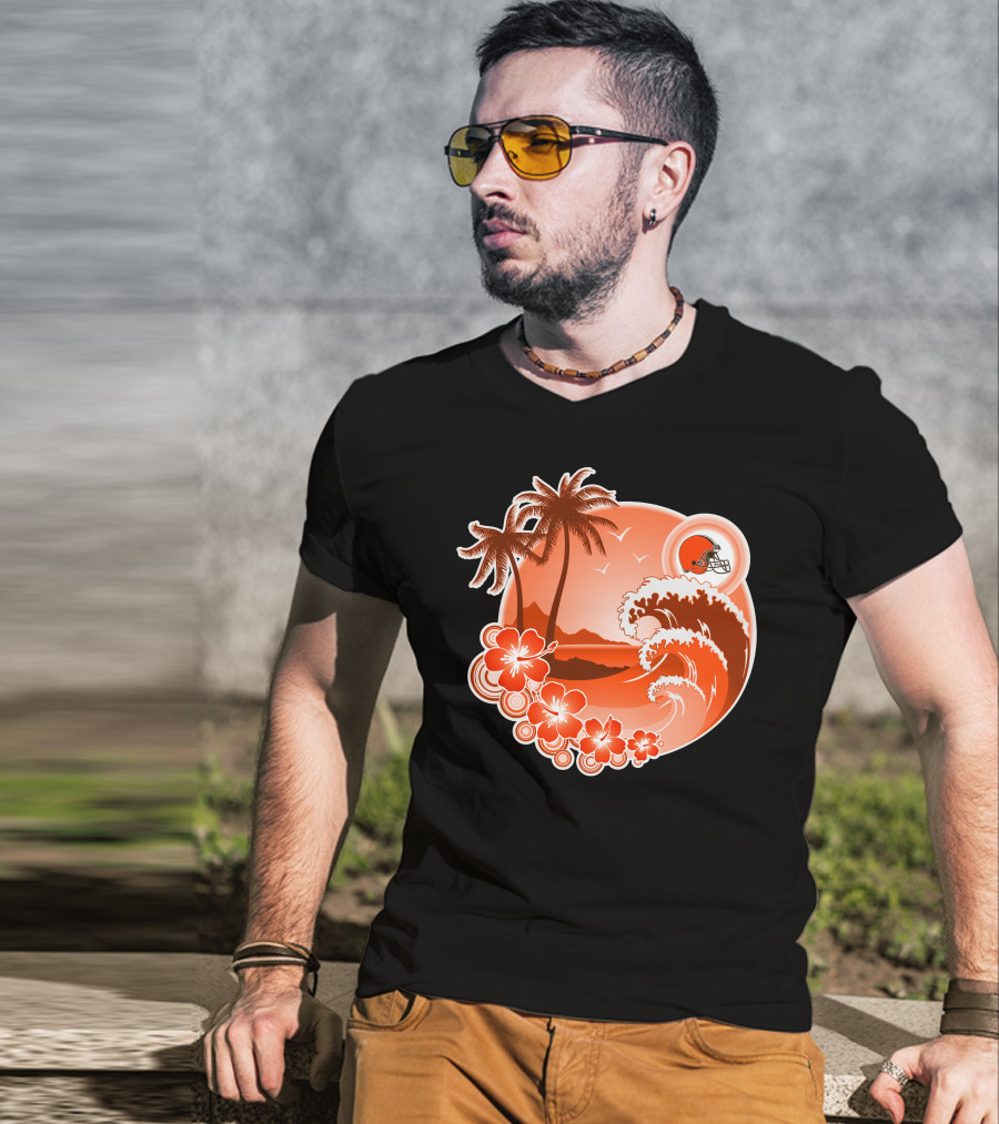 Cleveland Browns Holiday Tropical Beach Scene With Flowers And Helmet T-Shirt
