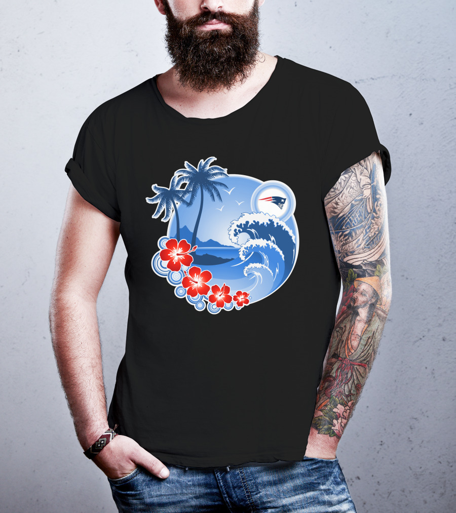 New England Patriots Tropical Beach Waves And Palm Trees Scene T-Shirt