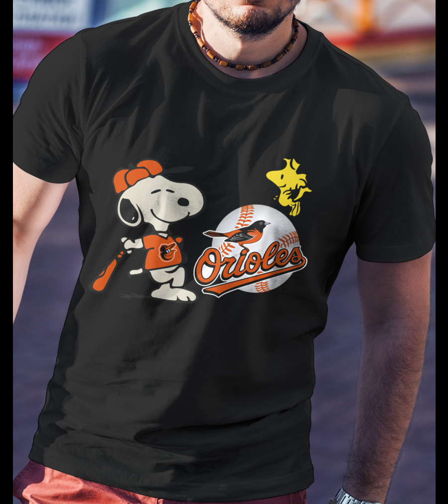 Baltimore Orioles Snoopy And Woodstock BaseballArtwork T-Shirt
