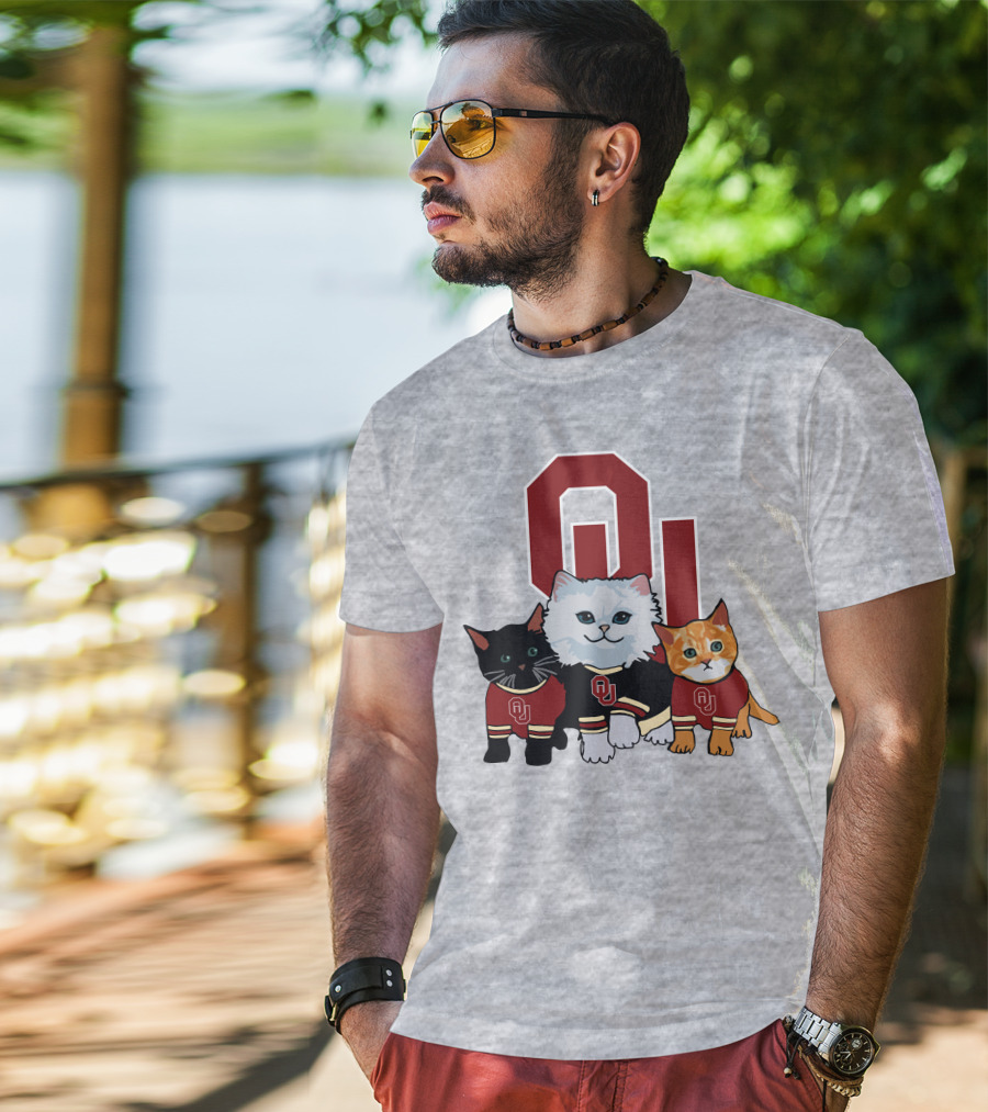 Oklahoma Sooners Cats In Team Jerseys With OU T-Shirt