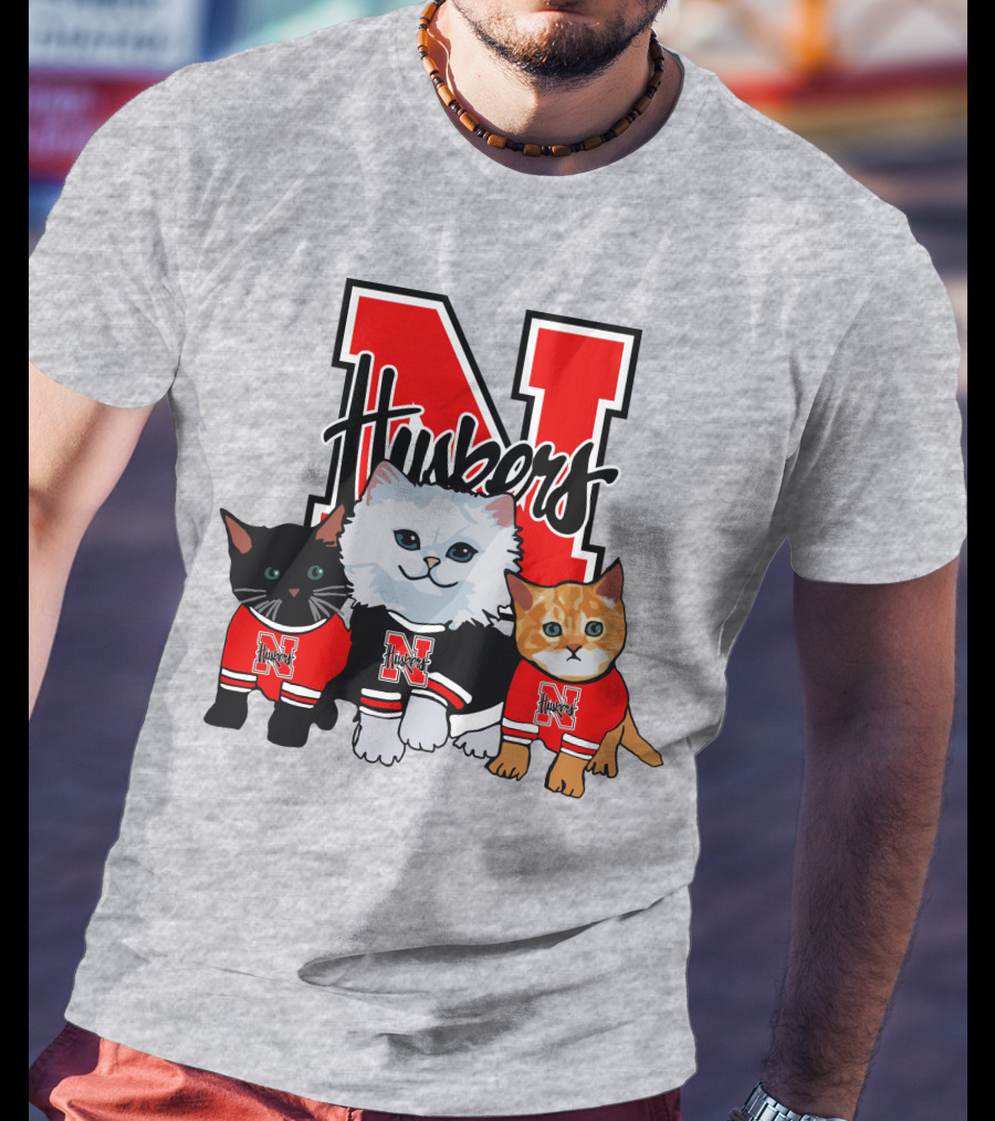 Nebraska Cornhuskers Huskers Cats In Red Jerseys T-Shirt