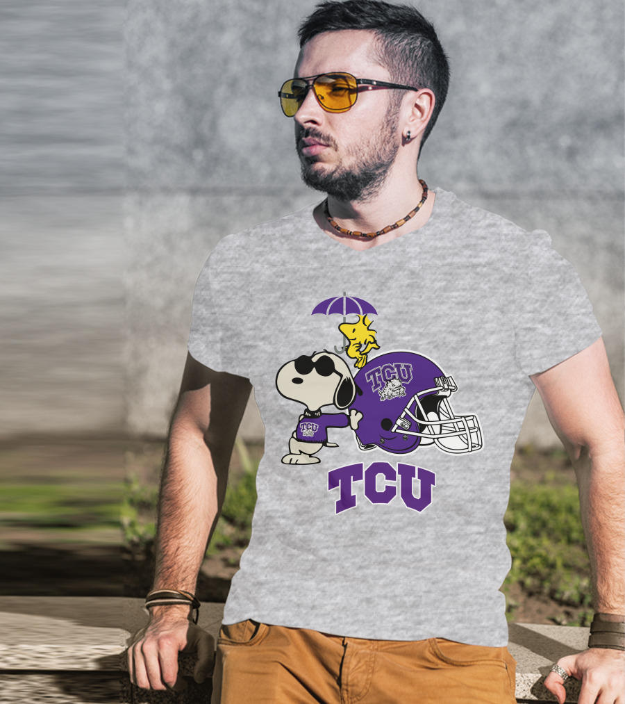 TCU Horned Frogs Snoopy Woodstock Helmet Football T-Shirt