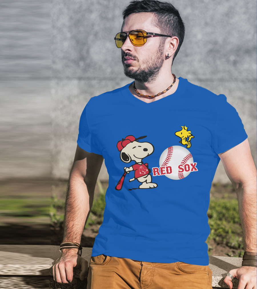 Snoopy Woodstock Boston Red Sox Baseball Peanuts T-Shirt