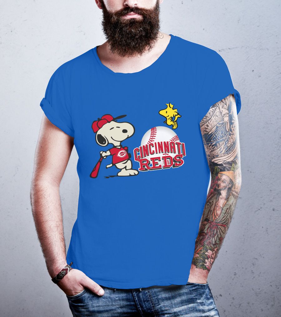 Cincinnati Reds Snoopy Woodstock Baseball T-Shirt