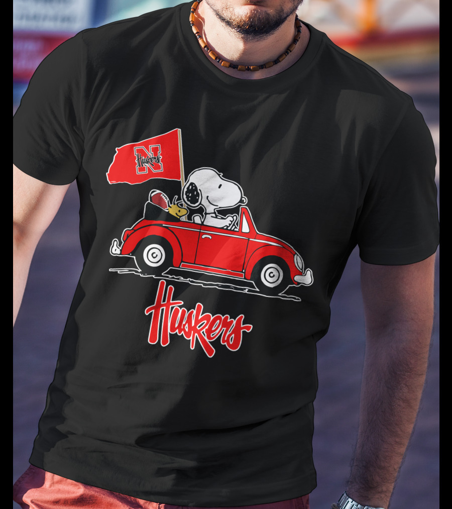 Nebraska Cornhuskers Snoopy Huskers Car Ride T-Shirt