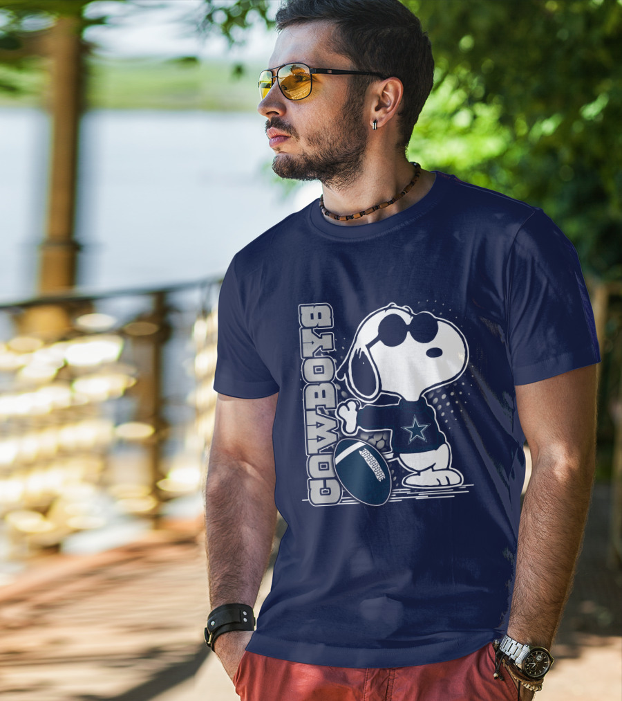 Cowboys Snoopy Football Star T-Shirt
