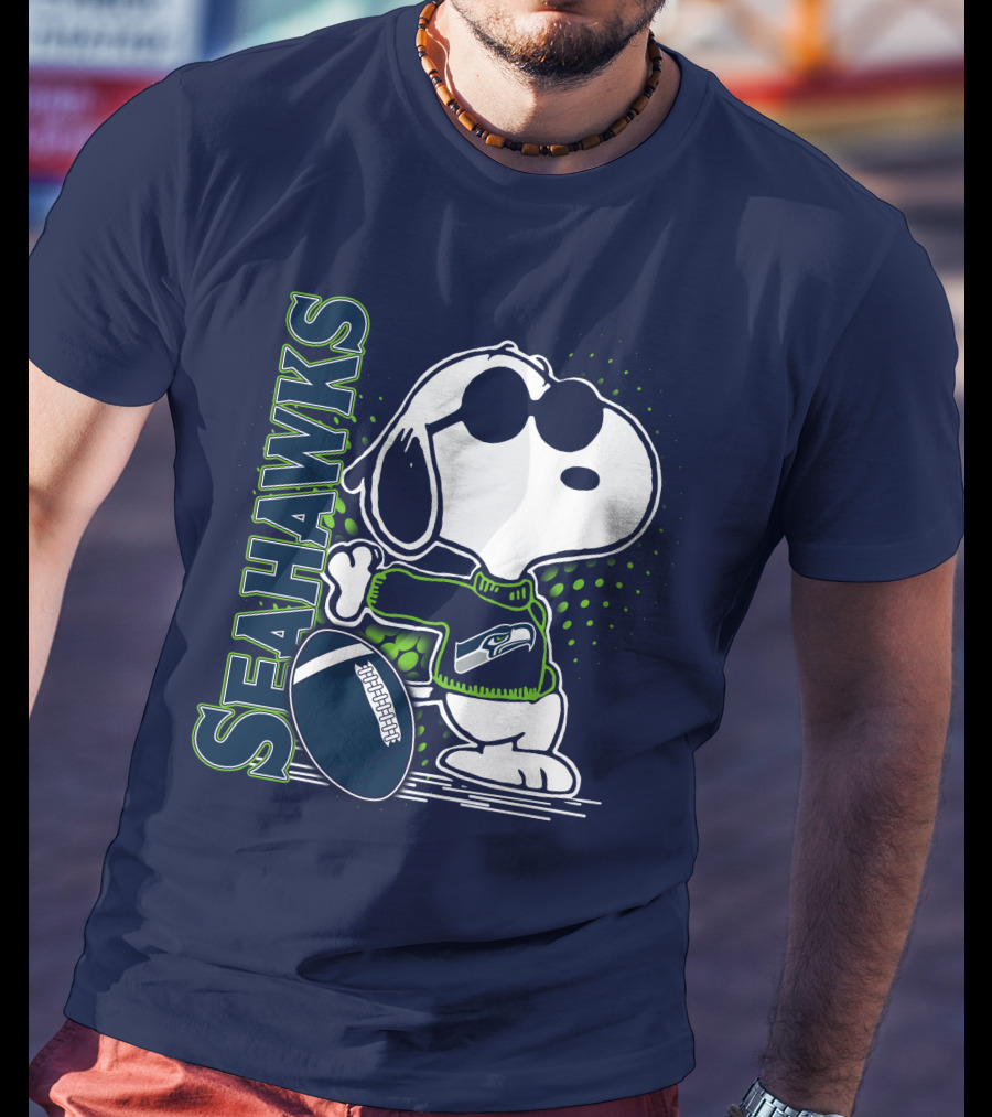 Seattle Seahawks Snoopy Football T-Shirt