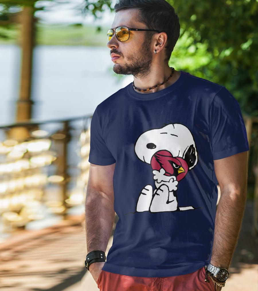 Snoopy Holding Arizona Cardinals Football Team T-Shirt