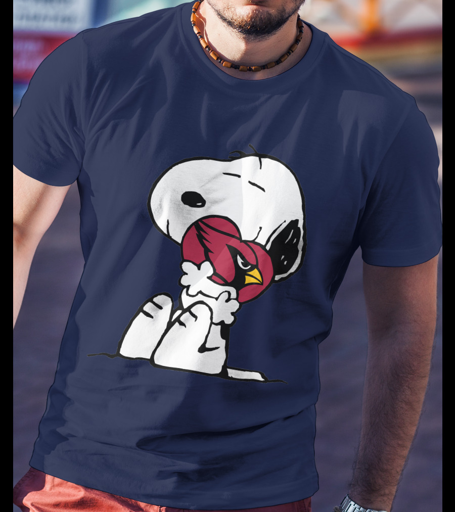 Snoopy Holding Arizona Cardinals Football Team T-Shirt