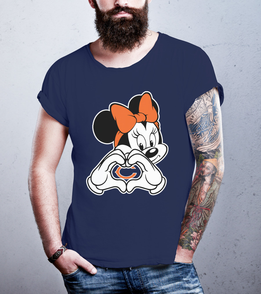 Chicago Bears Minnie Mouse Heart Hands T-Shirt