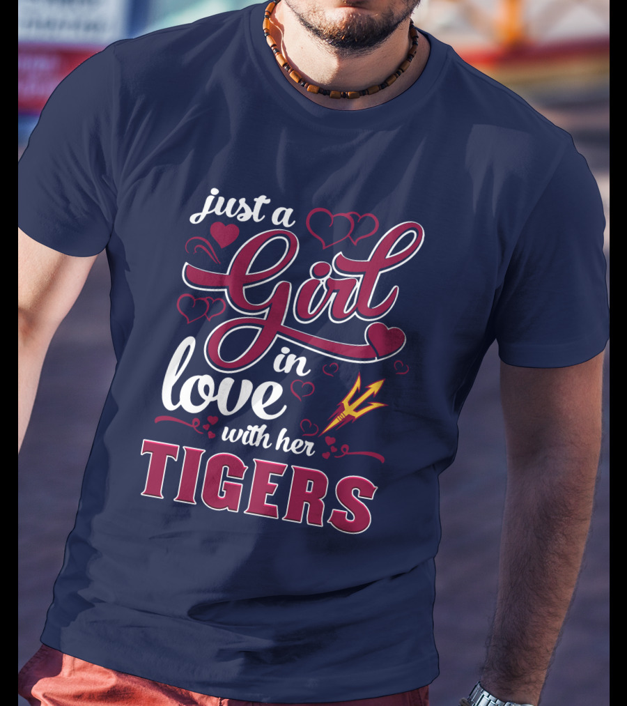 Just A Girl In Love With Her Tigers T-Shirt