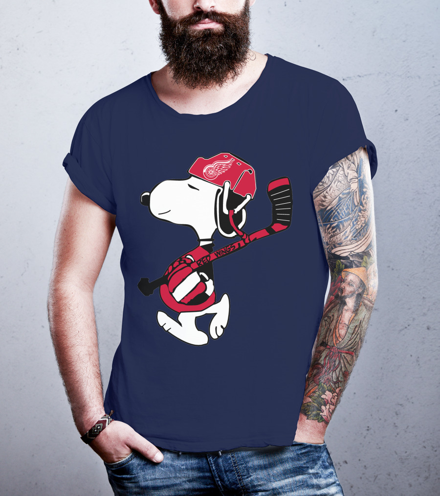 Snoopy Detroit Red Wings Hockey Enthusiast T-Shirt