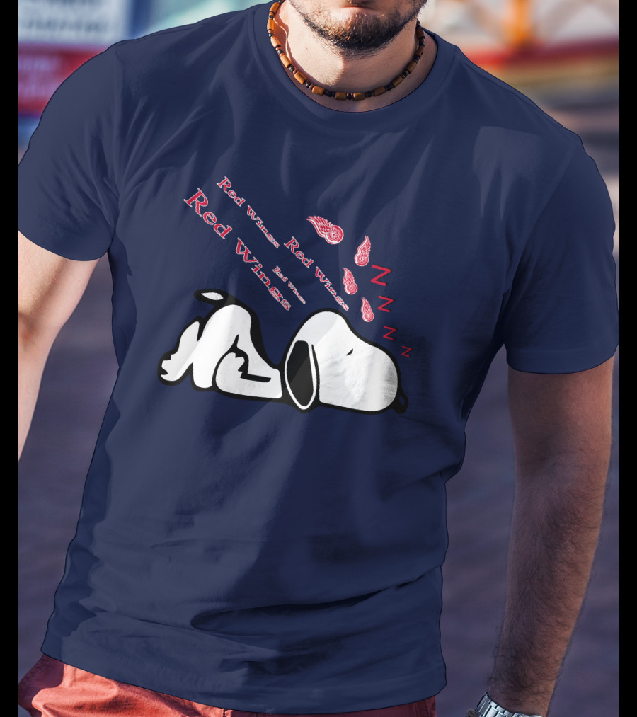 Red Wings Detroit Peanuts Snoopy Sleeping Hockey Team T-Shirt