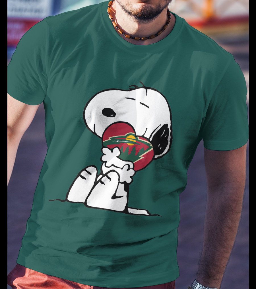 Snoopy Holding Minnesota Wild Heart T-Shirt