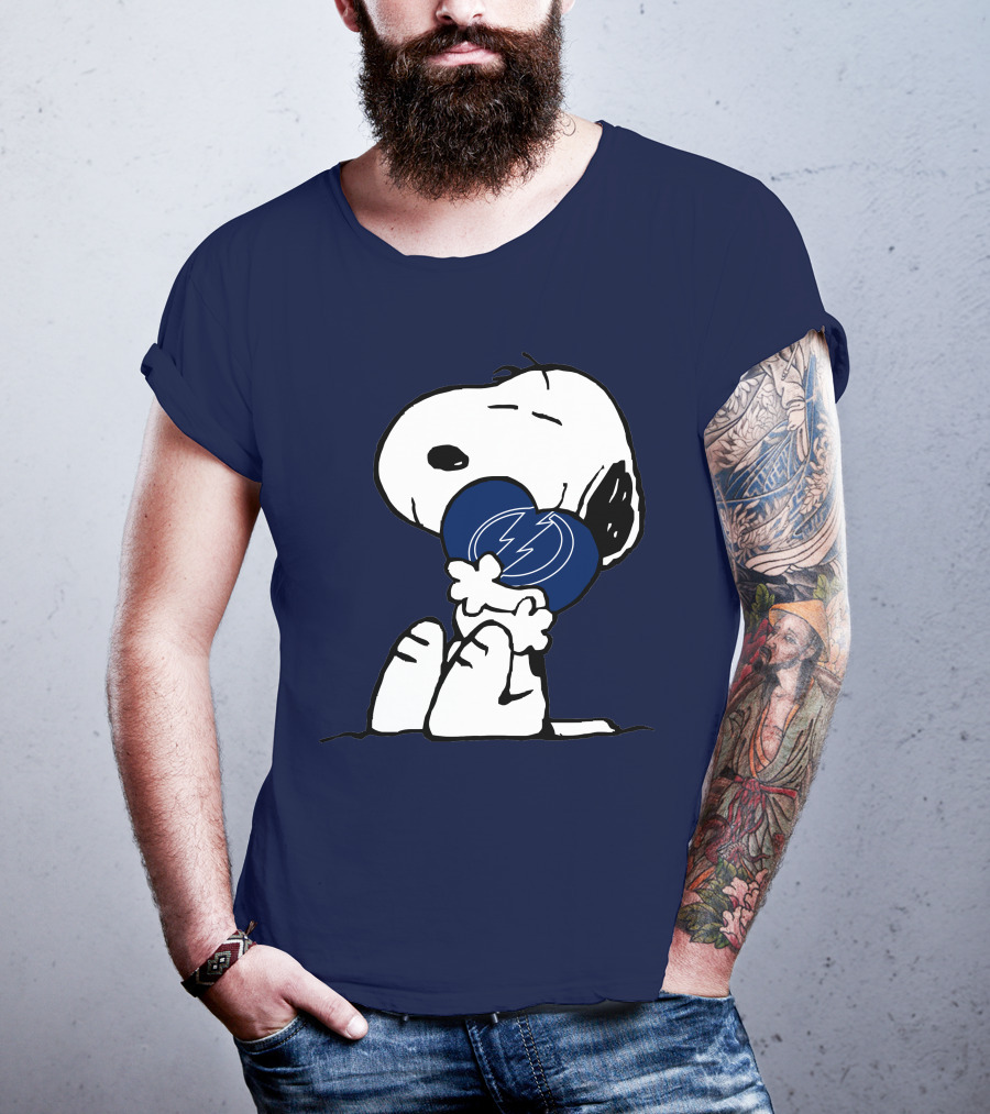 Tampa Bay Lightning Snoopy Hugging Heart T-Shirt