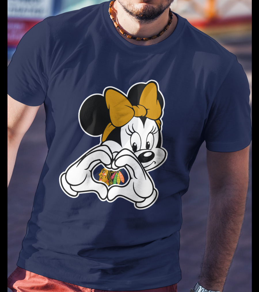 Minnie Mouse Heart Hands Chicago Blackhawks T-Shirt