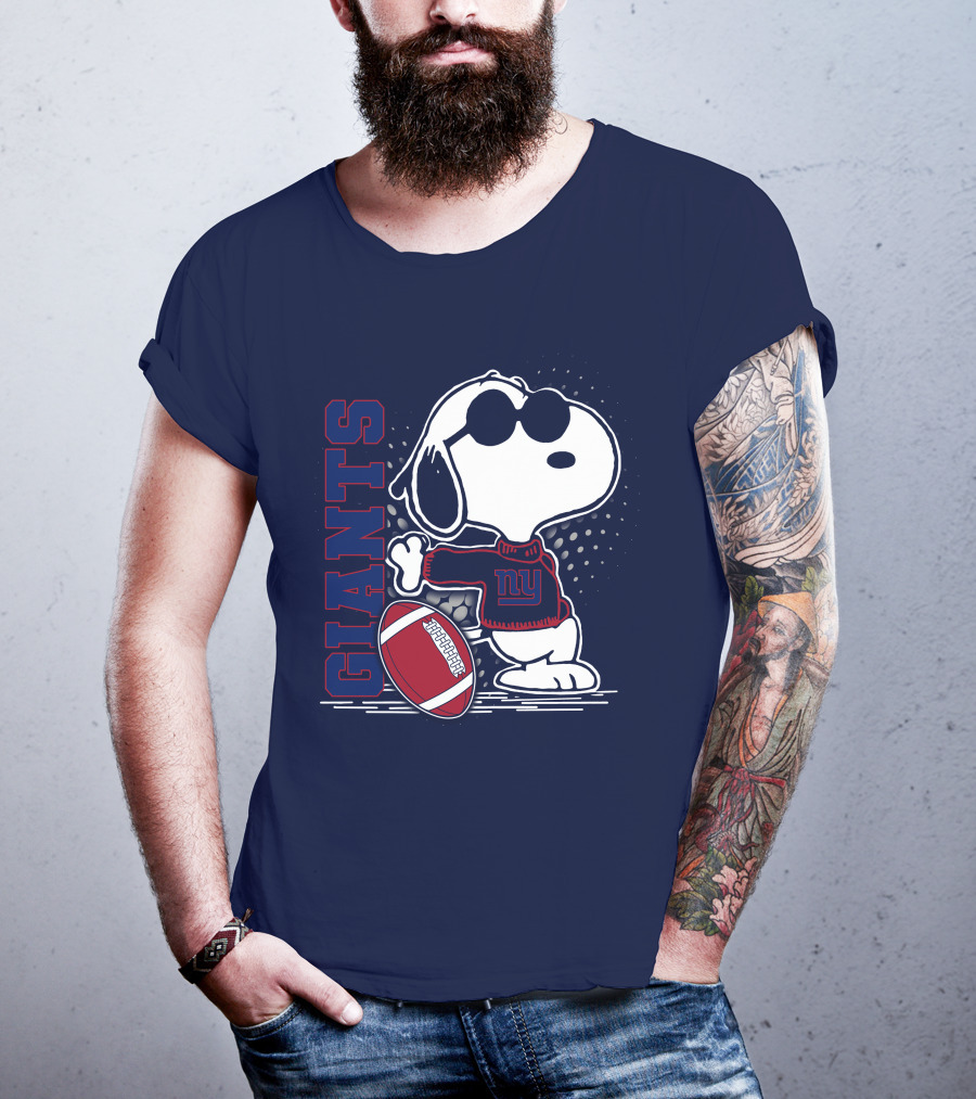 New York Giants Snoopy Football Player Fun Fanwear T-Shirt