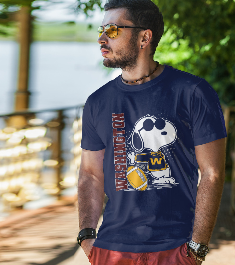 Snoopy Washington Football W Sweater Sunglasses T-Shirt