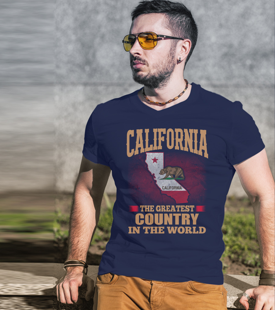 California The Greatest Country In The World Bear Flag Map T-Shirt