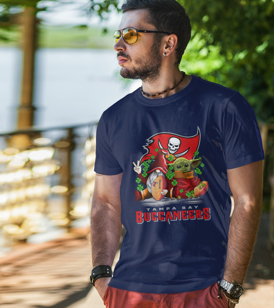 Tampa Bay Buccaneers Gnome And Baby Alien Football Peace T-Shirt