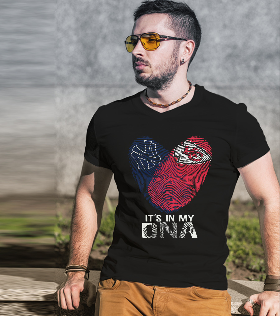 New York Yankees Kansas City Chiefs Heart Fingerprint It's In My DNA T-Shirt