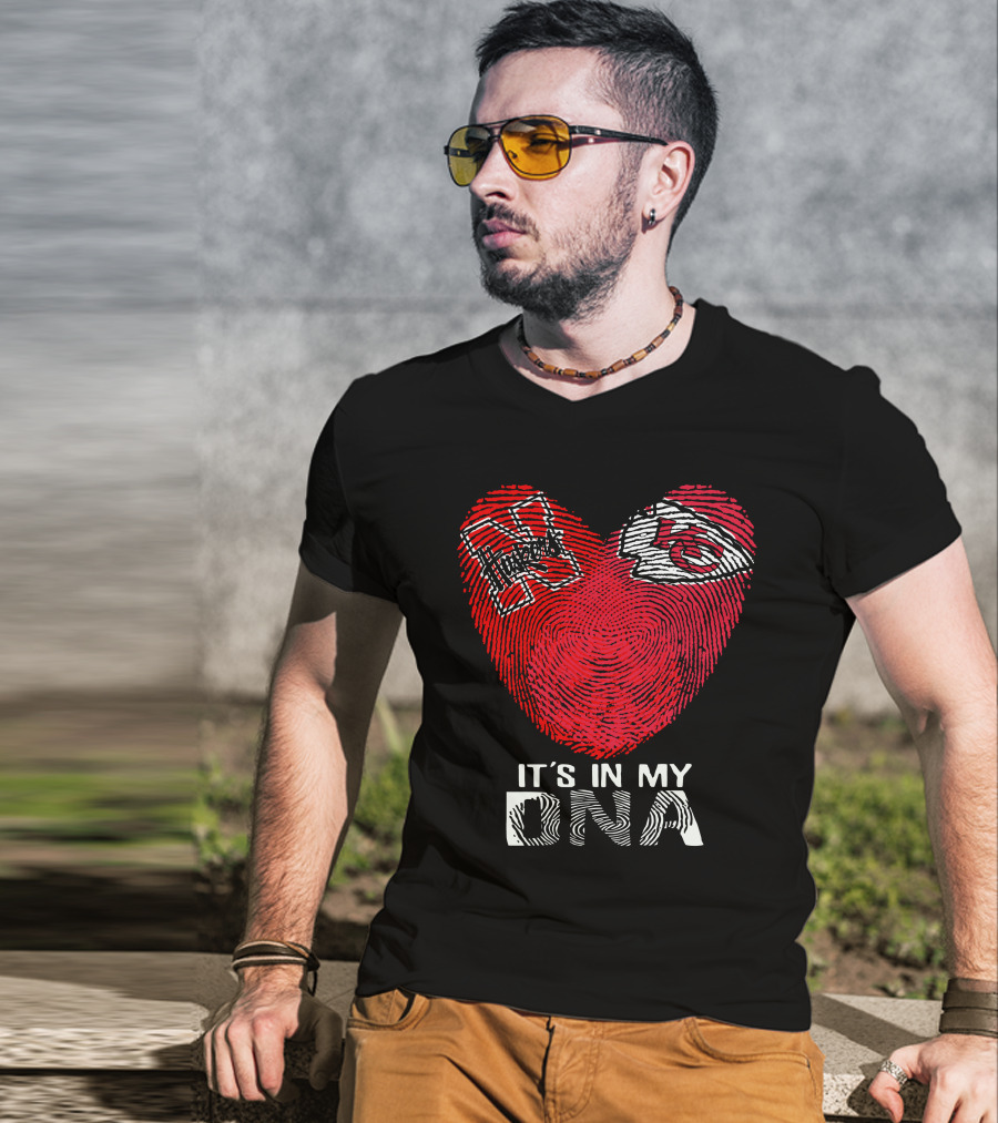 Nebraska Cornhuskers Kansas City Chiefs Heart It's In My Dna T-Shirt