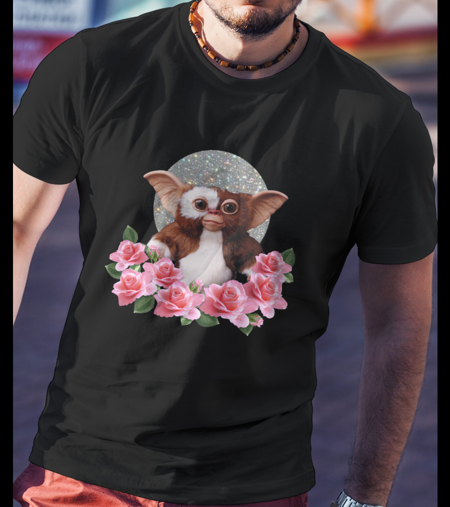 Mogwai Gizmo Glitter Moon With Pink Roses T-Shirt