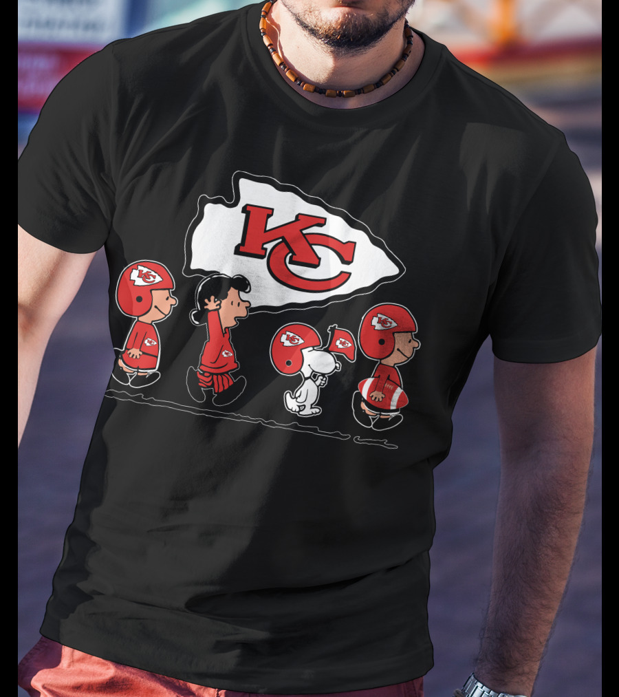 Snoopy Peanuts Kansas City Chiefs NFL Team Spirit T-Shirt