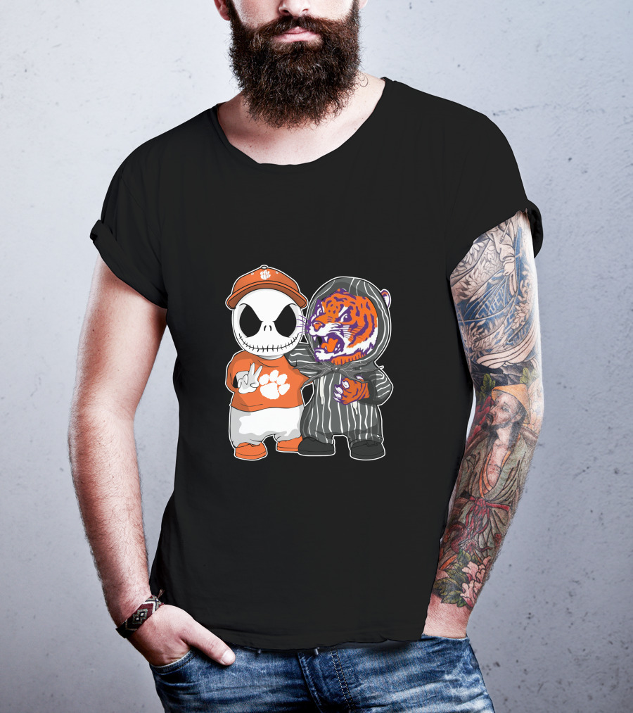 Jack Skellington Clemson Tigers Fan With Tiger Mascot Hugging T-Shirt