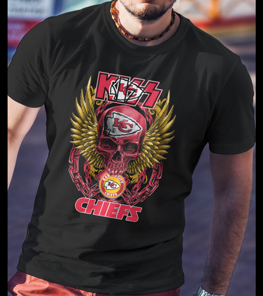 KISS Kansas City Chiefs Winged Skull And Chains T-Shirt