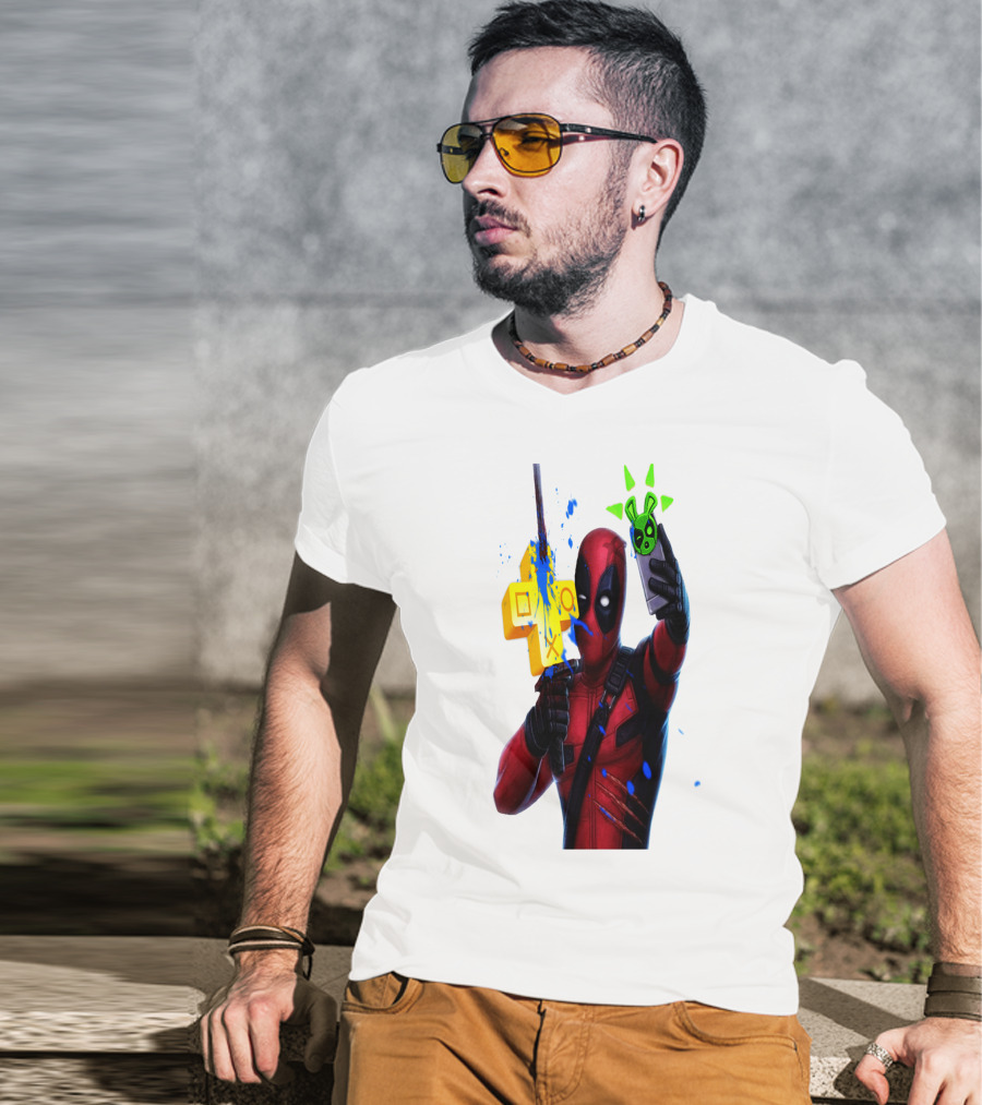Deadpool Videogame Gamer Selfie With Iconic Controller And Green Bomb Symbols T-Shirt