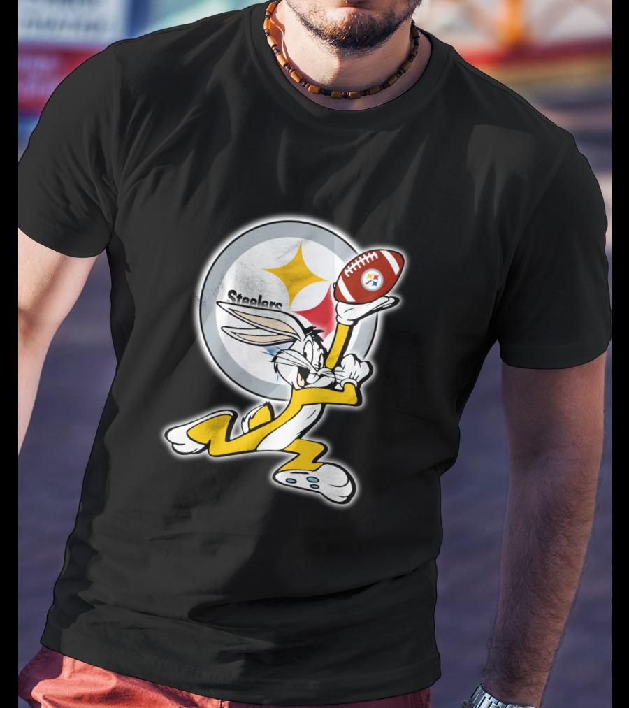 Pittsburgh Steelers Bugs Bunny Football T-Shirt