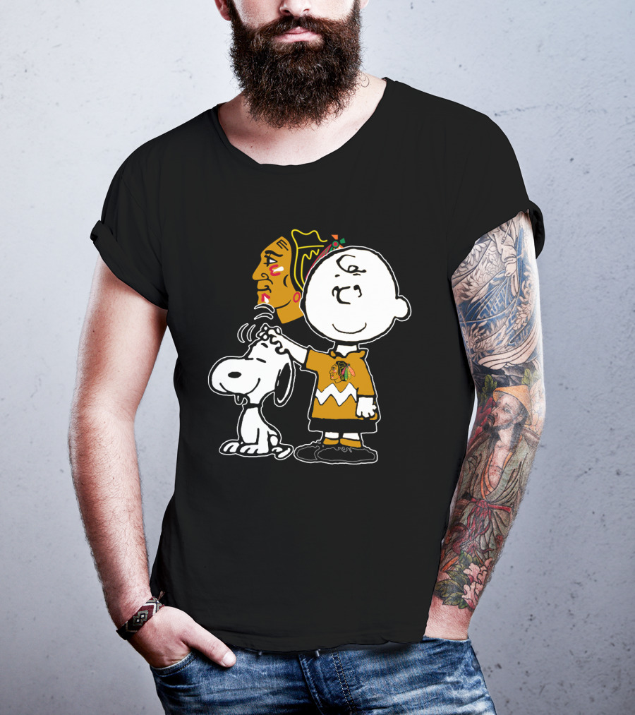 Chicago Blackhawks Charlie Brown And Snoopy T-Shirt