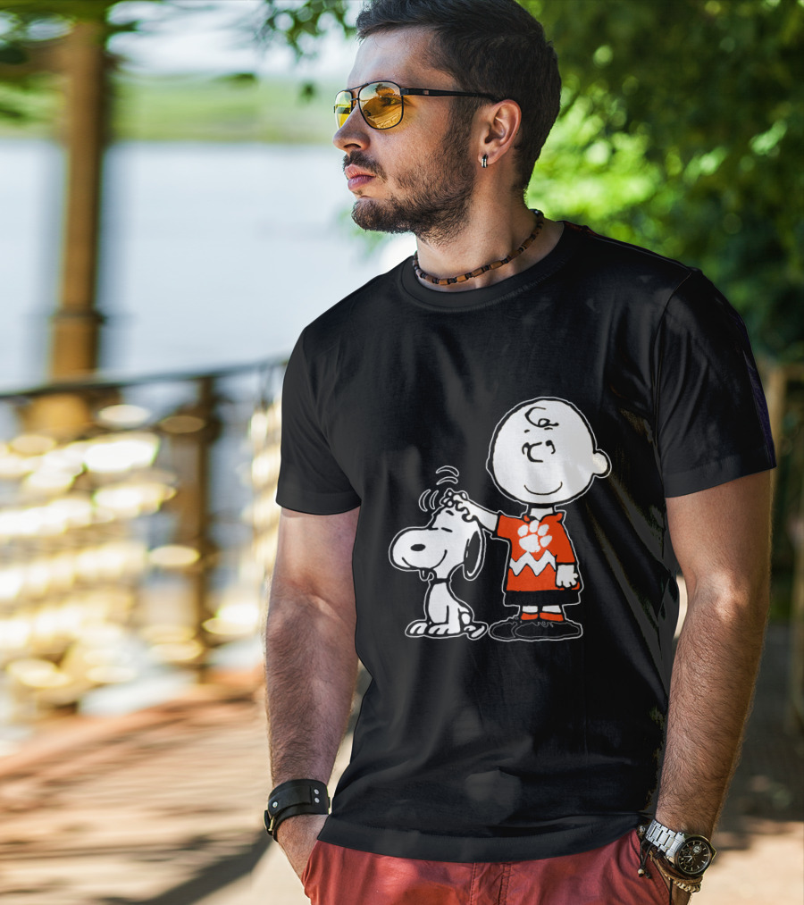 Clemson Tigers Football Paw Print On Charlie Brown With Snoopy T-Shirt