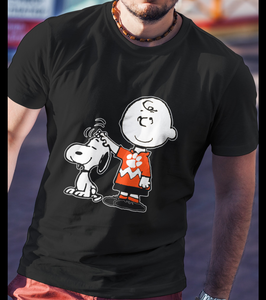 Clemson Tigers Football Paw Print On Charlie Brown With Snoopy T-Shirt