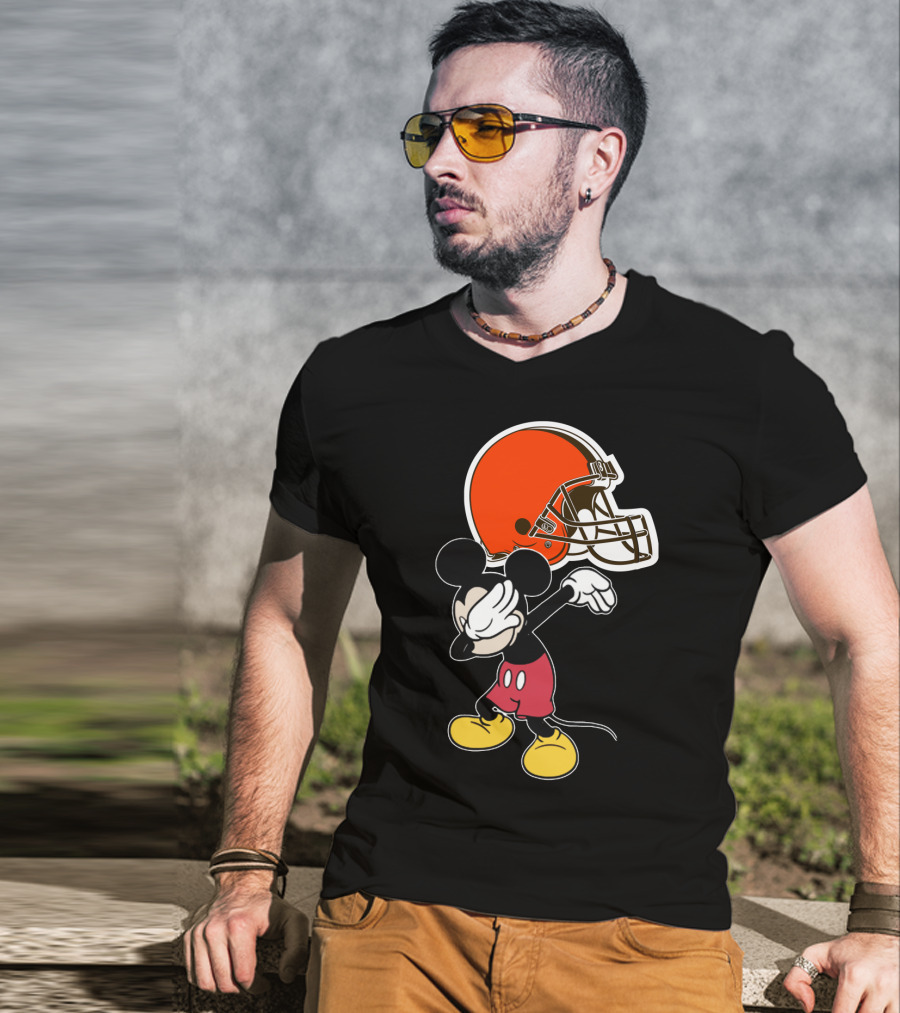 Cleveland Browns Iconic Character Dab With Helmet T-Shirt