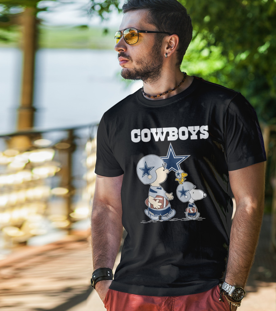 Cowboys Peanuts Characters With Dallas Star Logo Football Helmets T-Shirt