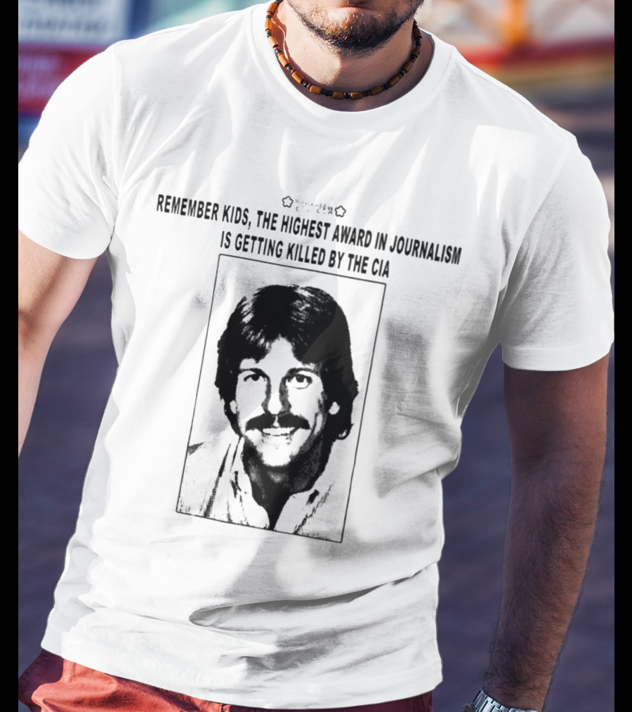 Remember Kids The Highest Award In Journalism Is Getting Killed By The CIA Vintage Cement Journalism 2.0 T-Shirt