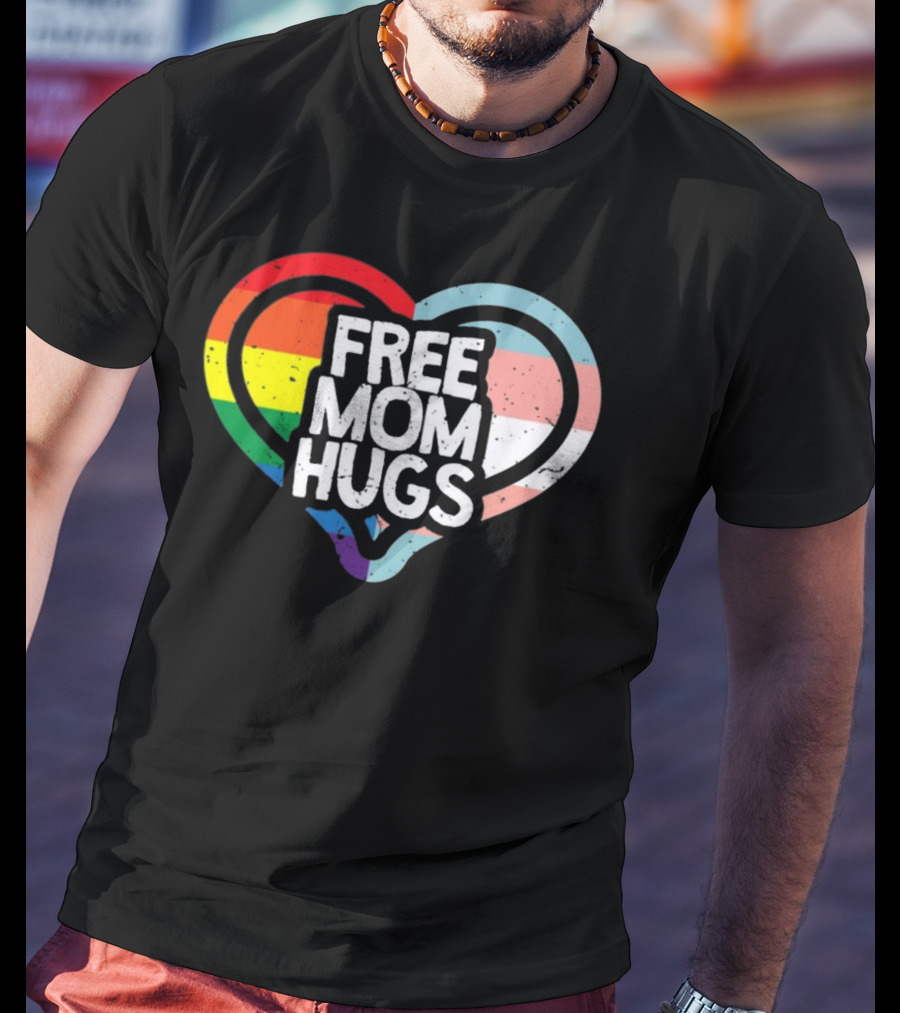 Free Mom Hugs Rainbow Heart Pride Vintage T-Shirt