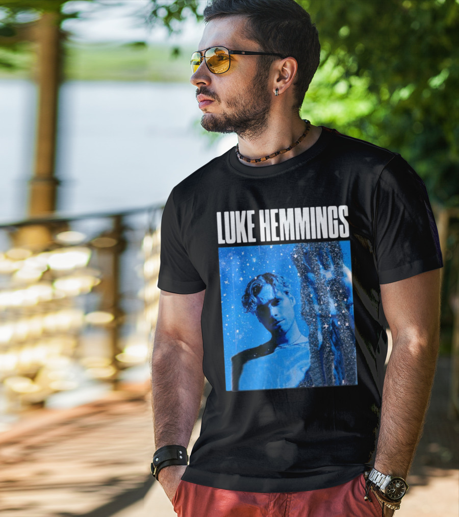Luke Hemmings Live At The Fonda June 08 Blue Starry Night Aesthetic T-Shirt