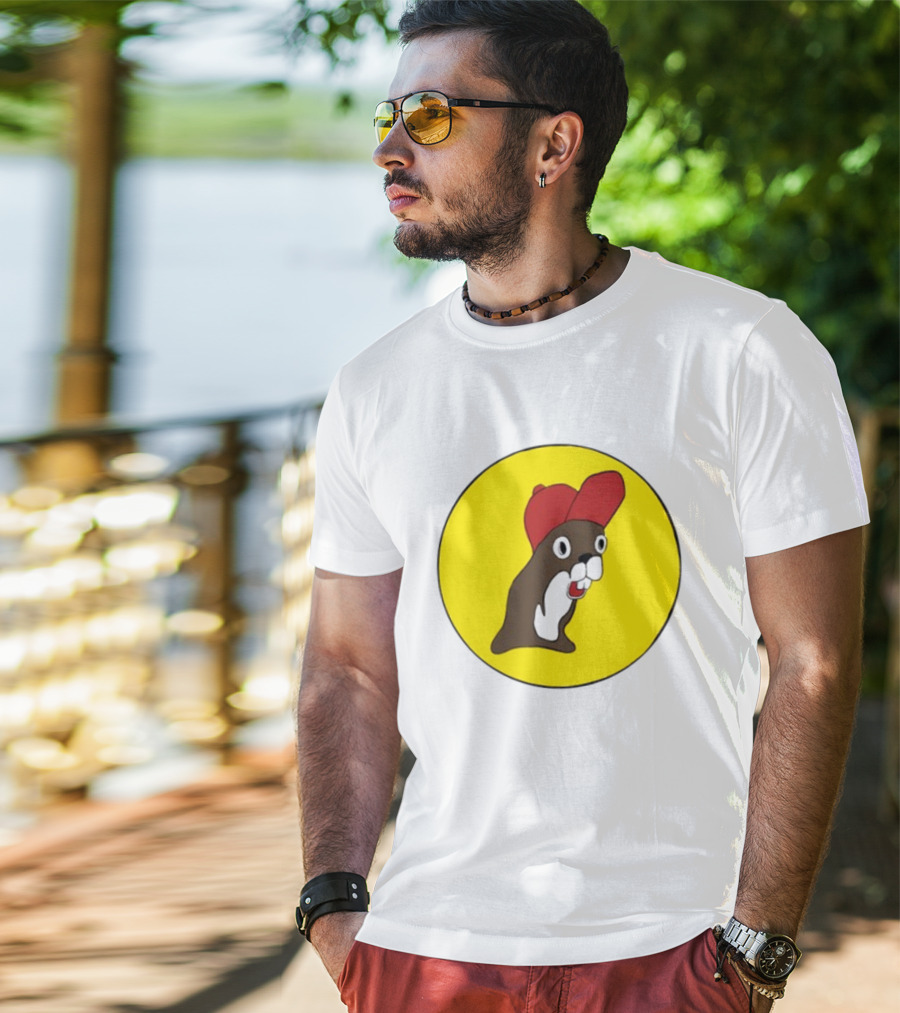 Baby Genius Beaver Red Cap Yellow Circle Buc-ee's Cup T-Shirt