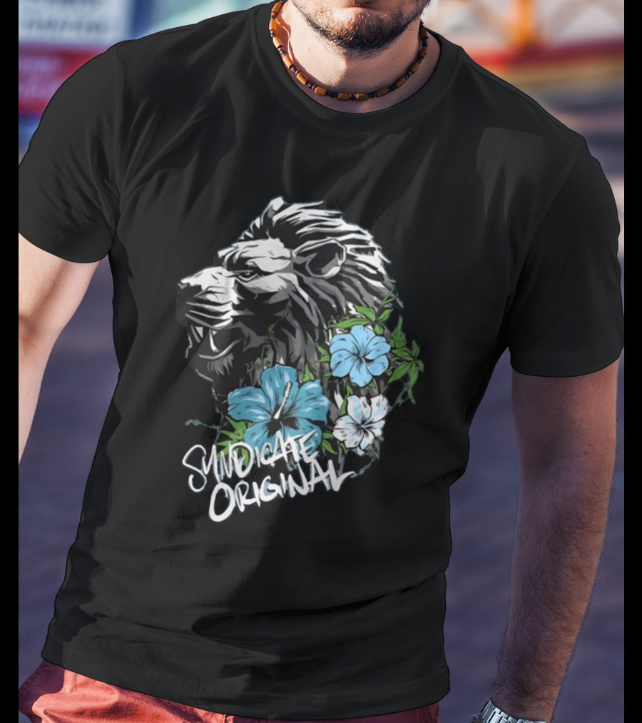 Syndicate Original Lion With Blue Flowers T-Shirt