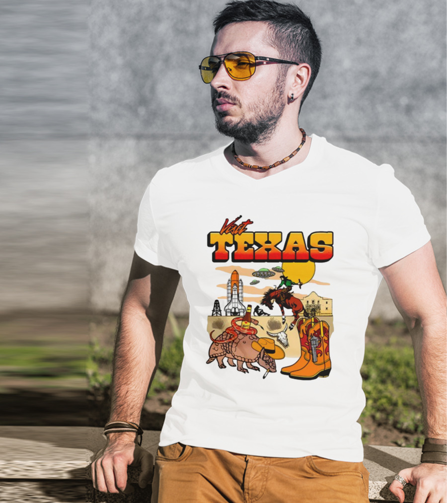 Visit Texas Armadillo Cowboy Boots Space Shuttle UFOs Rodeo Horse Alamo T-Shirt