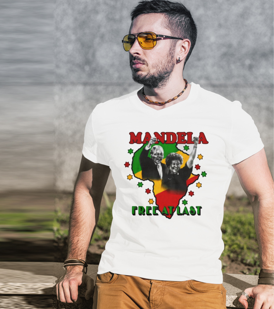 Nelson Mandela Free At Last Africa Map Red Yellow Green Stars T-Shirt