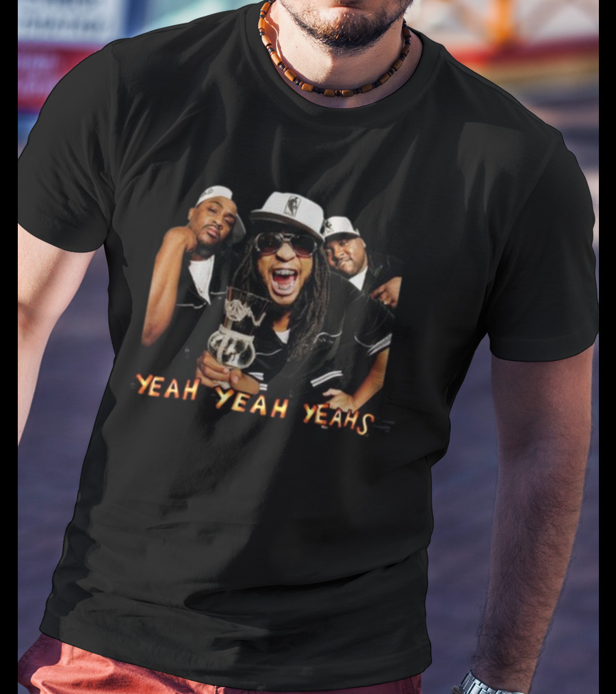 Lil Jon And The East Side Boyz Yeah Yeah Yeahs Group Photo T-Shirt